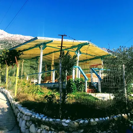 Glamping At The Sea Turtle Dhërmi