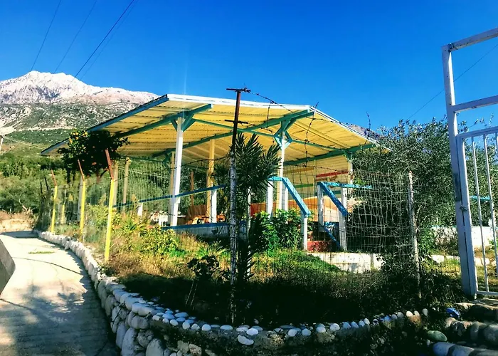 Glamping At The Sea Turtle Dhërmi