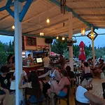 Glamping At The Sea Turtle Dhërmi