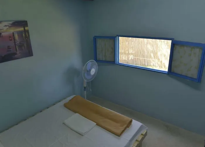 Glamping At The Sea Turtle Dhërmi